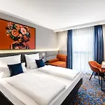 Aiden By Western Hotel