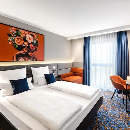 Aiden By Western Hotel